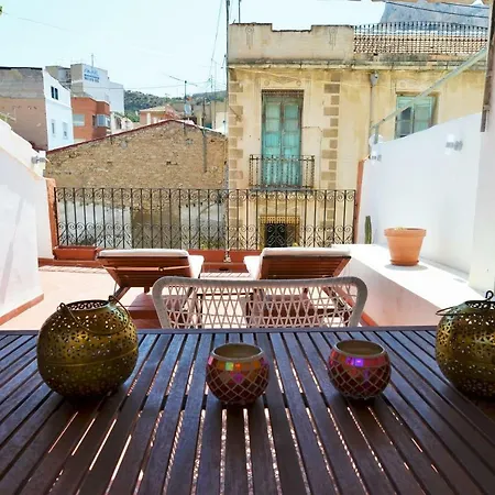 City Center Townhouse *